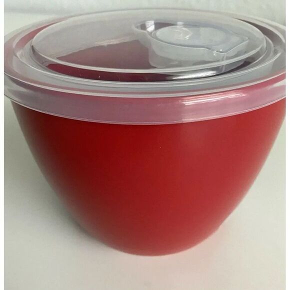 Peanuts Linus  & Blanket Thumb Sucking Soup Bowl Cup Mug Microwave Vented Lid - Picture 5 of 6